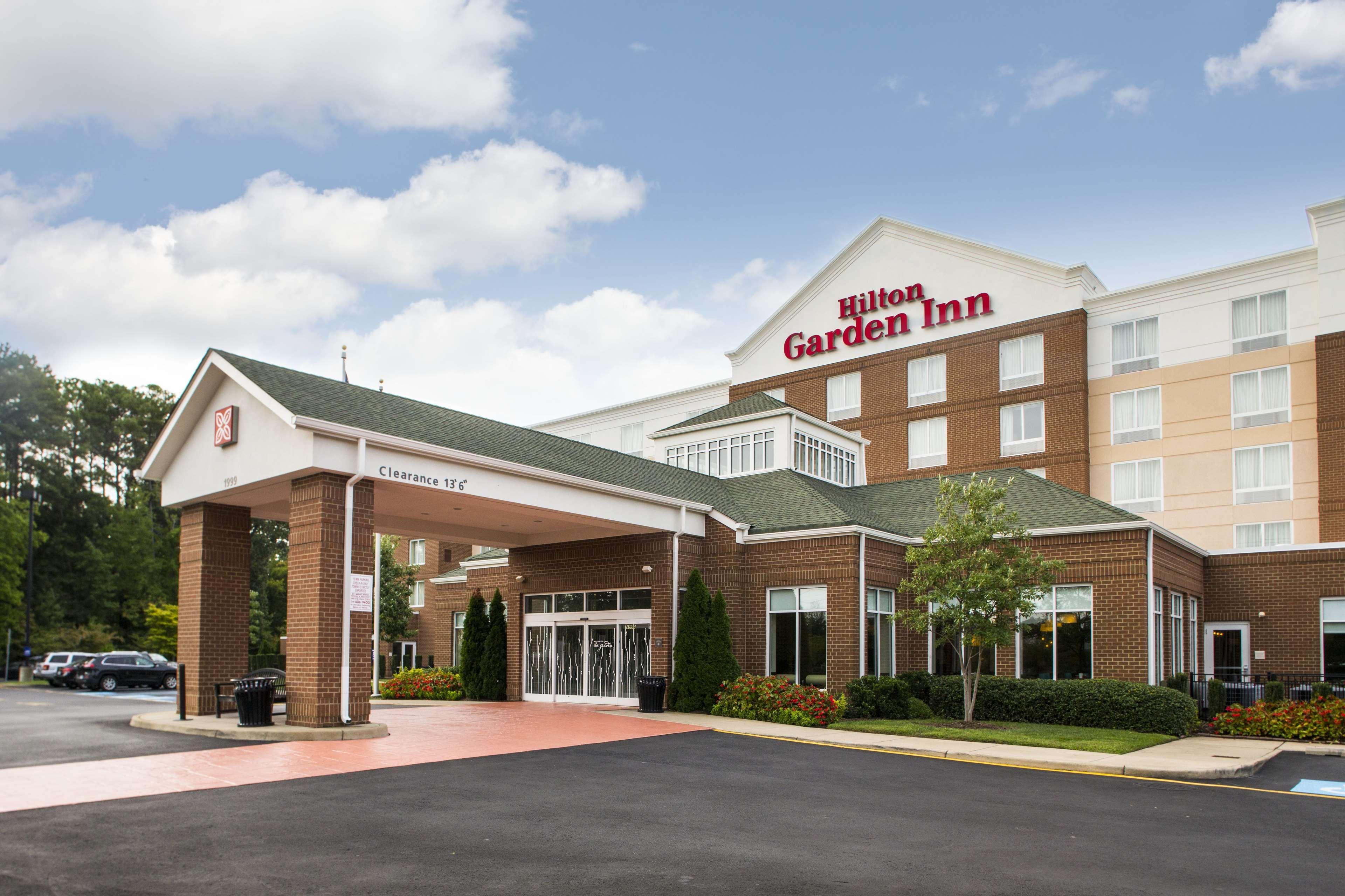 Hilton Garden Inn Hampton Coliseum Central Екстериор снимка